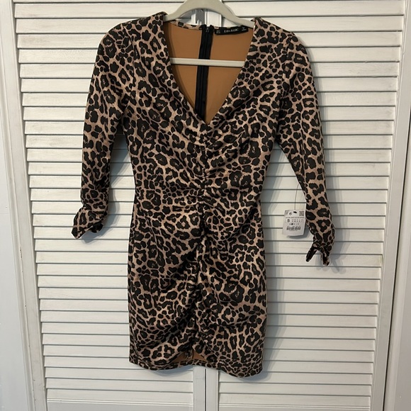 Zara Cheetah Print Mini Dress Size Small NWT - Picture 9 of 11